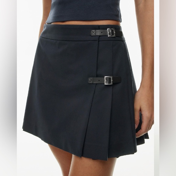 Sunday Best Dresses & Skirts - Aritzia Sunday best Josette pleated skirt in admiral size 0